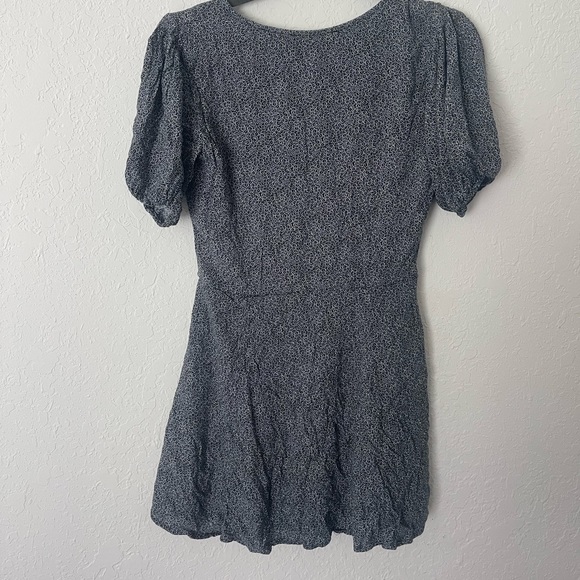 Abercrombie & Fitch puff sleeve mini dress w. Pockets! | button down | mini - Picture 3 of 7